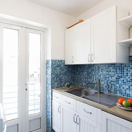 Chez Fabio Yourhosthelper * 昂蒂布