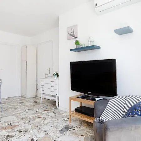 Chez Fabio Yourhosthelper 昂蒂布